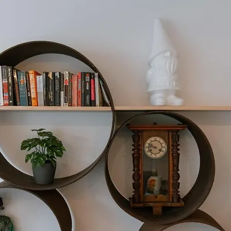 Holiday home Huswell - Charming Urban Retreat, 15 Minutes From Station Antwerp